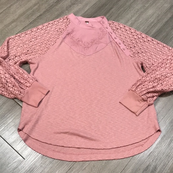 Free People Sweetest Thing Embroidered Thermal Top Blouse Bliss Blush Pink Large - Picture 12 of 14